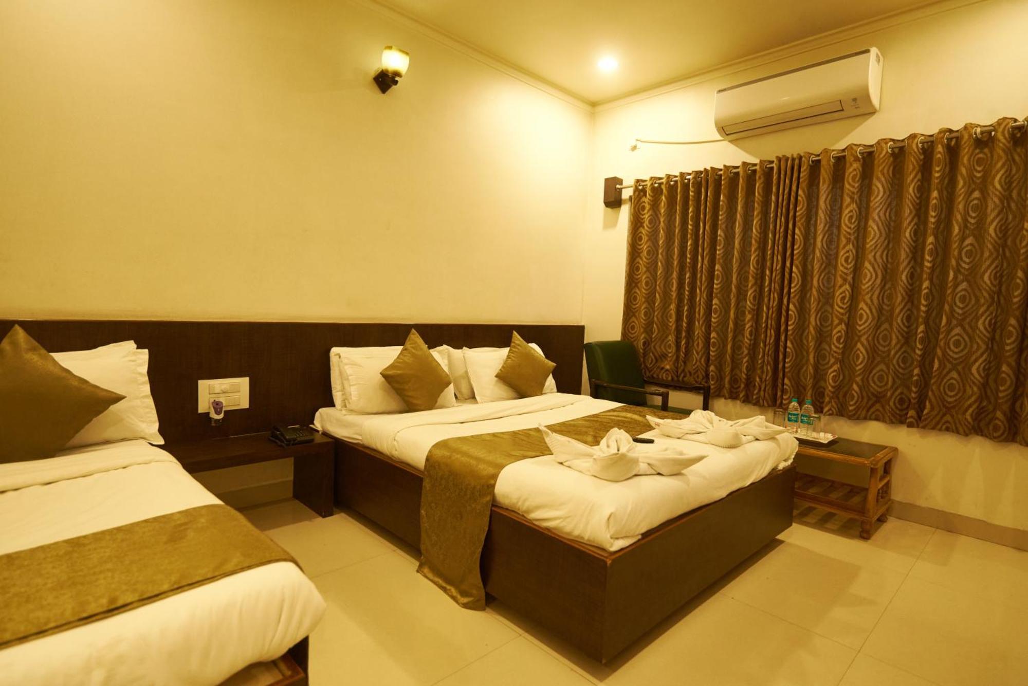 Hotel Pride Inn Shirdi Eksteriør bilde